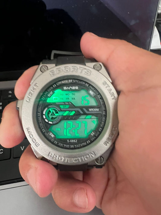 RELOJ PULSERA MODELO MILITAR